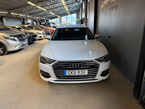 Audi A6 4 of 16