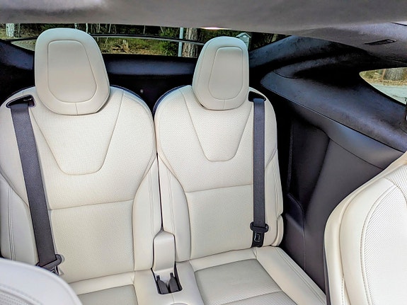 Tesla Model X 17 of 30
