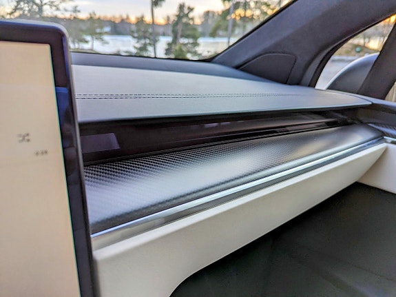 Tesla Model X 9 of 30