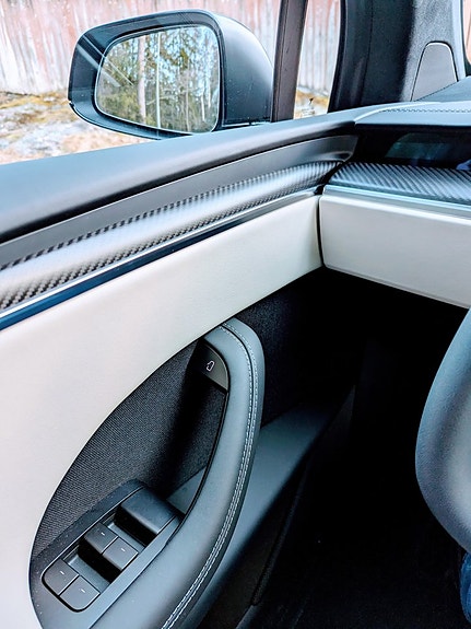 Tesla Model X 29 of 30