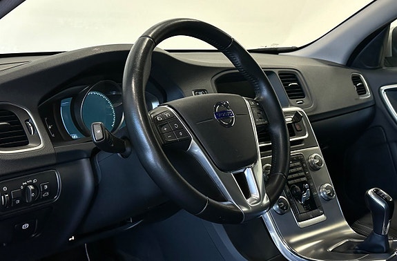 Volvo V60 6 of 12