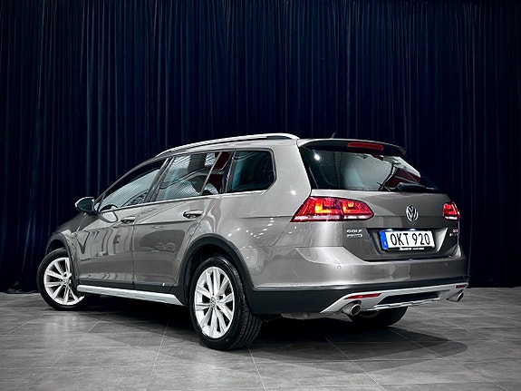 Volkswagen Golf Alltrack 5 of 21