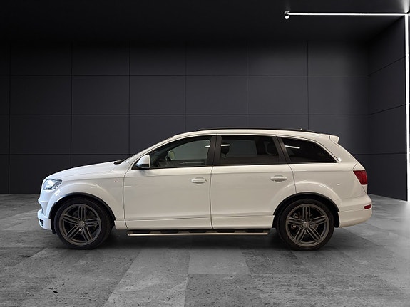 Audi Q7 3 of 29