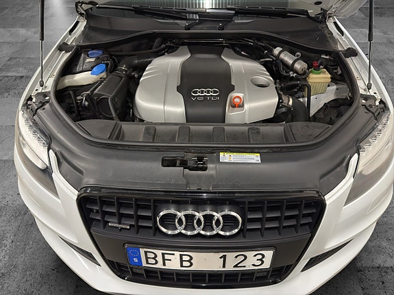 Audi Q7 9 of 29