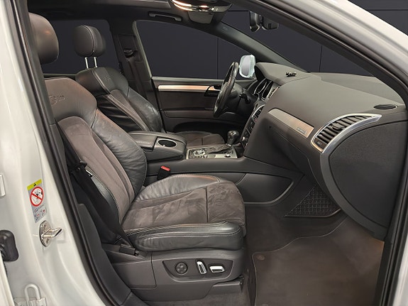 Audi Q7 12 of 29