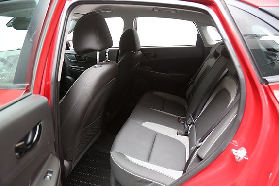 Hyundai Kona 23 of 24