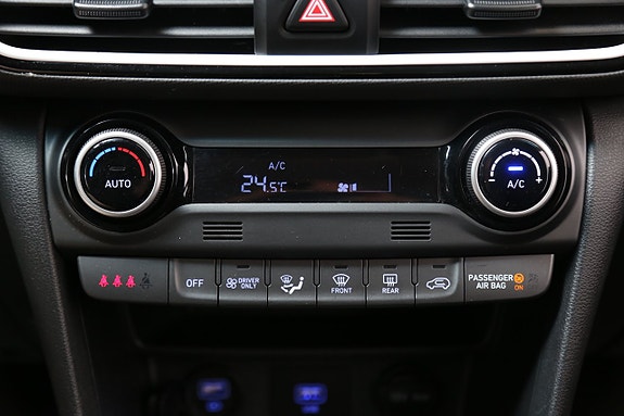 Hyundai Kona 21 of 24