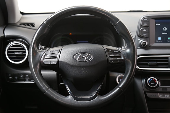 Hyundai Kona 16 of 24
