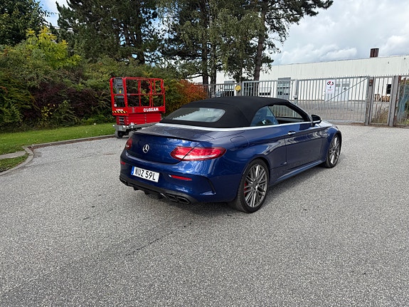 Mercedes-Benz C63 7 of 14