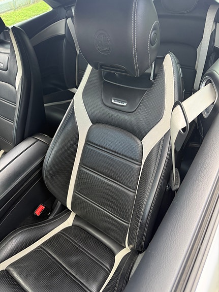 Mercedes-Benz C63 8 of 14