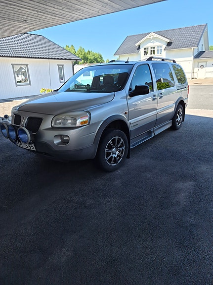 Pontiac Trans Sport 2 of 13