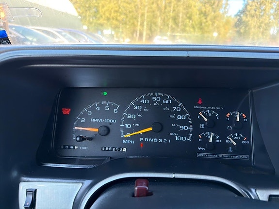 Chevrolet Tahoe 18 of 22