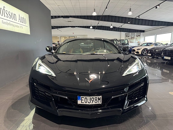 Chevrolet Corvette 21 of 27