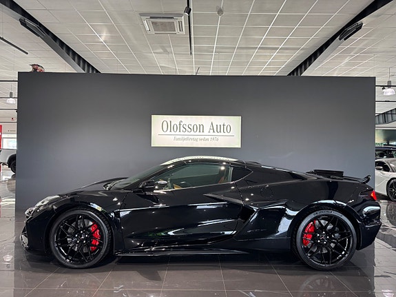 Chevrolet Corvette 18 of 27