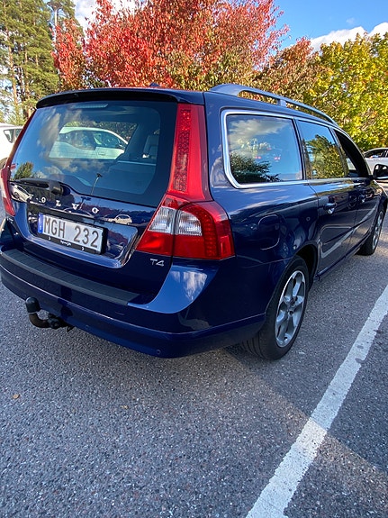 Volvo V70 9 of 18