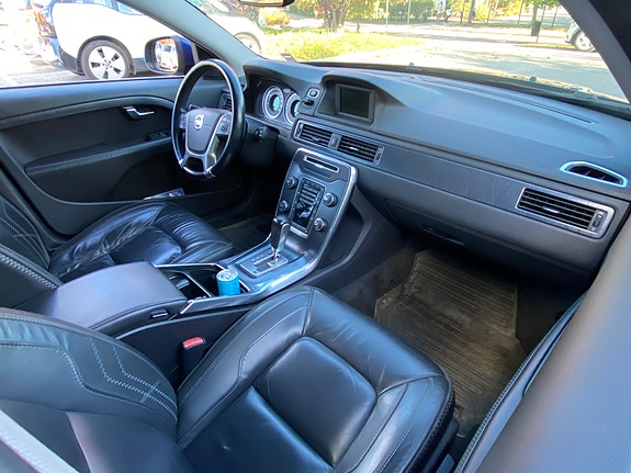 Volvo V70 5 of 18