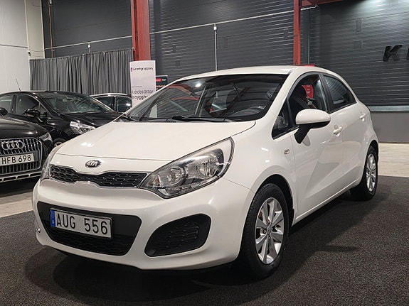 Kia Rio 2 of 21