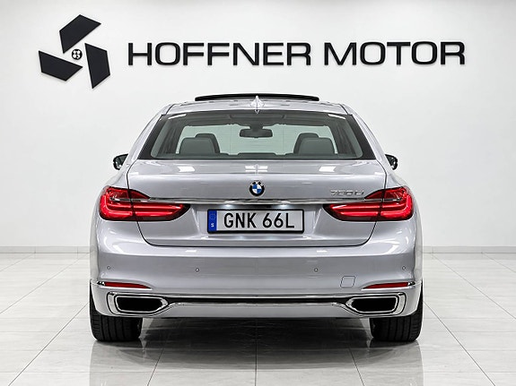 BMW 750Li 5 of 28