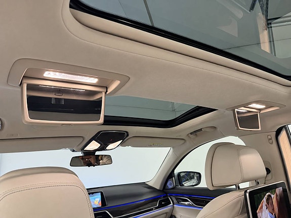 BMW 750Li 14 of 28