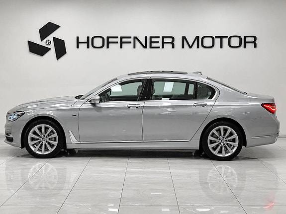 BMW 750Li 3 of 28