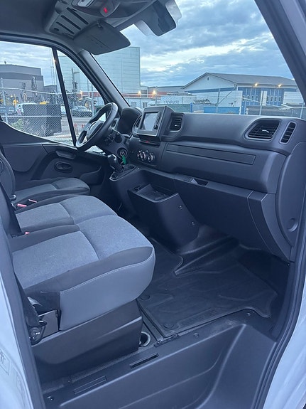 Renault Master 7 of 13