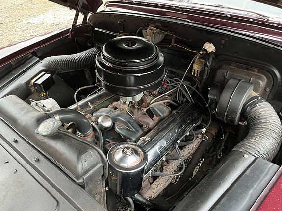 Cadillac Series 62 5 of 6