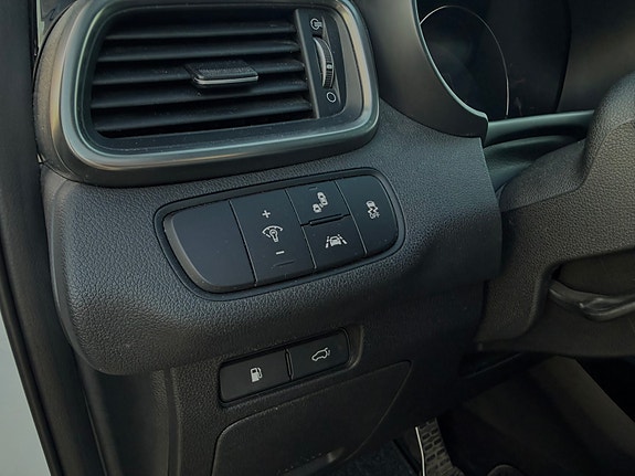 Kia Sorento 24 of 30