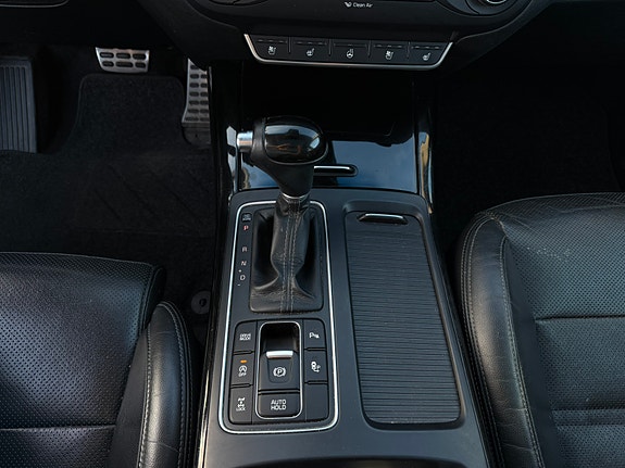 Kia Sorento 11 of 30