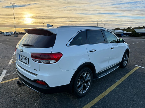 Kia Sorento 6 of 30