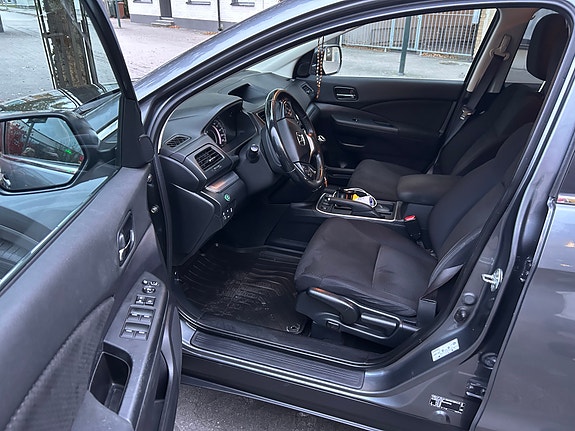 Honda CR-V 11 of 14
