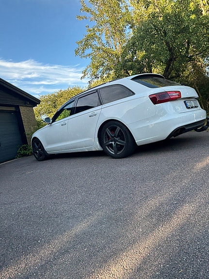 Audi A6 4 of 5