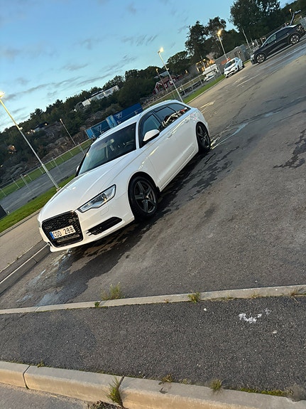 Audi A6 2 of 5