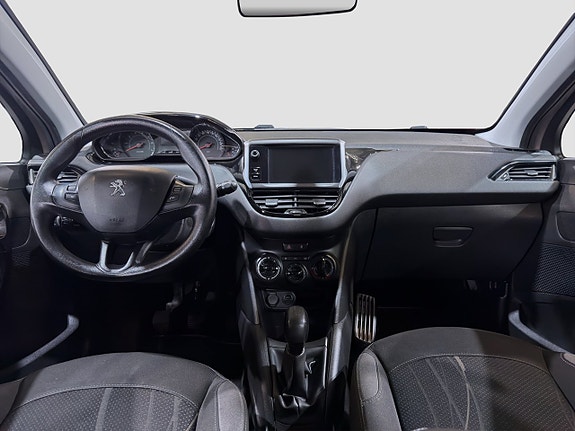 Peugeot 208 21 of 22