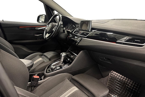 BMW 220d 15 of 27