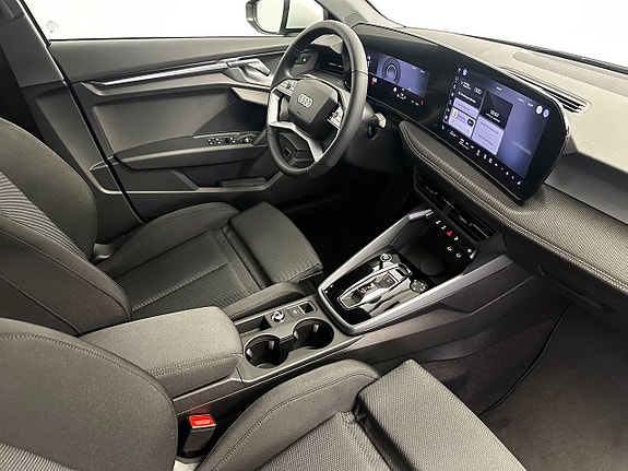 Audi A3 9 of 12