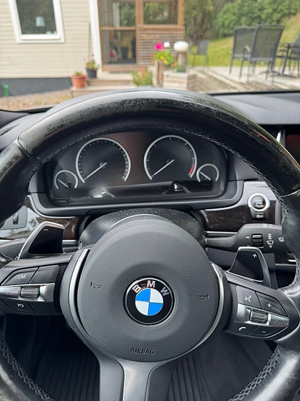 BMW 520d 12 of 15