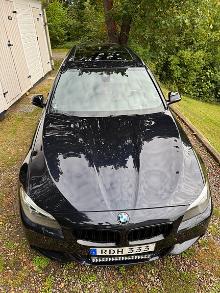BMW 520d 2 of 15