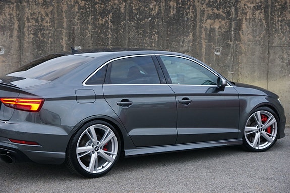Audi RS3 11 of 24