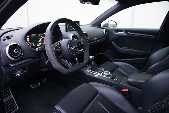 Audi RS3 16 of 24
