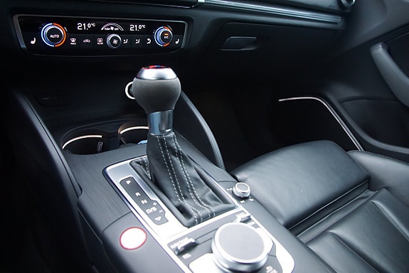 Audi RS3 23 of 24