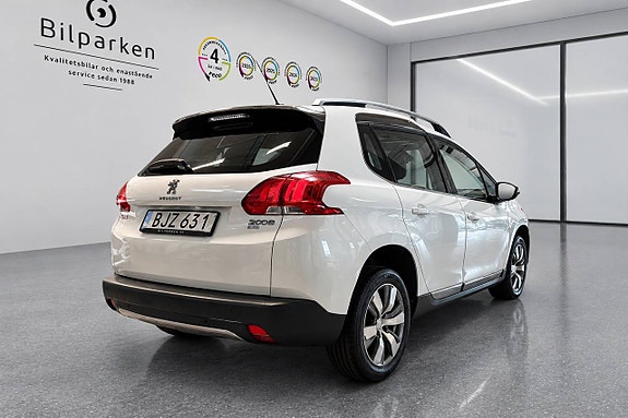 Peugeot 2008 2 of 16