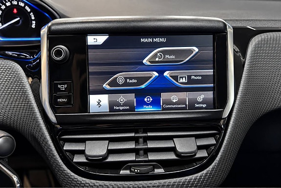 Peugeot 2008 16 of 16