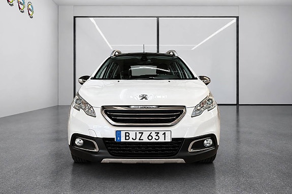 Peugeot 2008 5 of 16