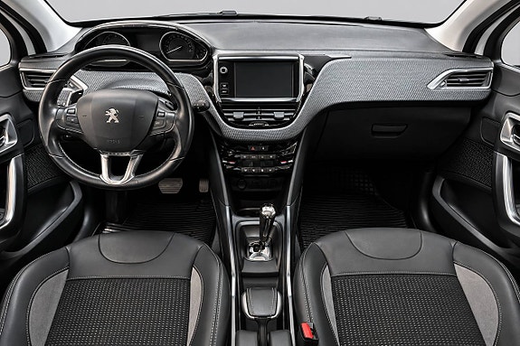 Peugeot 2008 13 of 16