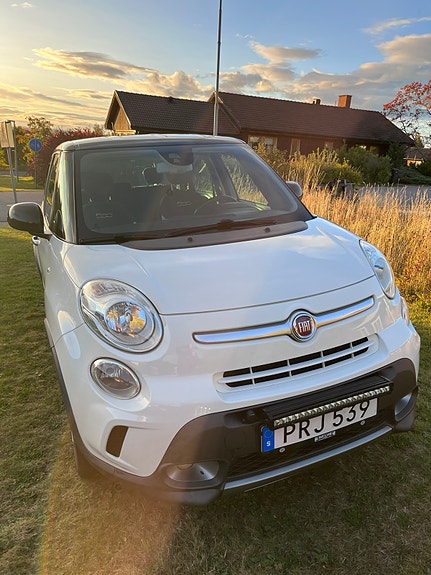 Fiat 500L 2 of 8