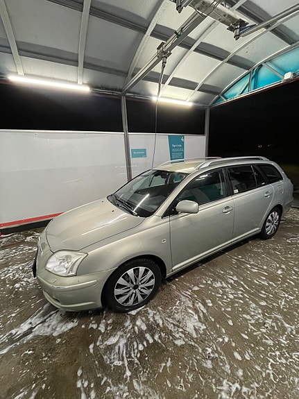 Toyota Avensis 5 of 11