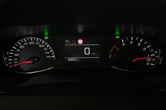 Peugeot 208 17 of 28