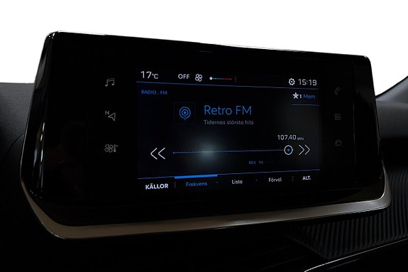 Peugeot 208 18 of 28