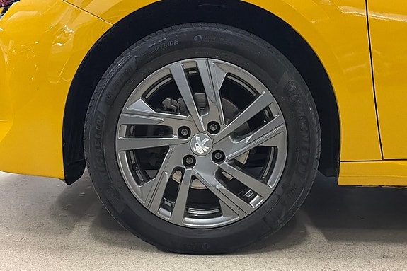 Peugeot 208 11 of 28