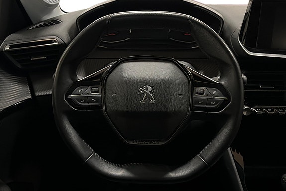 Peugeot 208 16 of 28